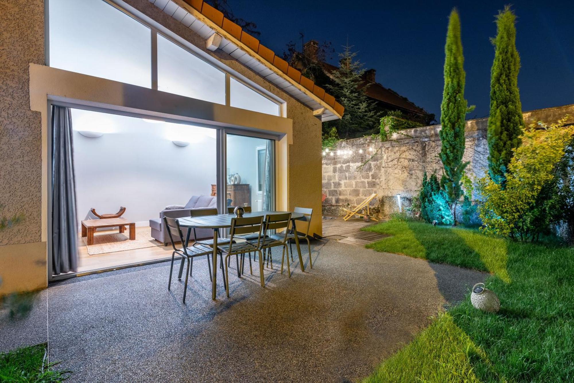 La Villa Sassolini Avec Jacuzzi Lyon Exterior foto